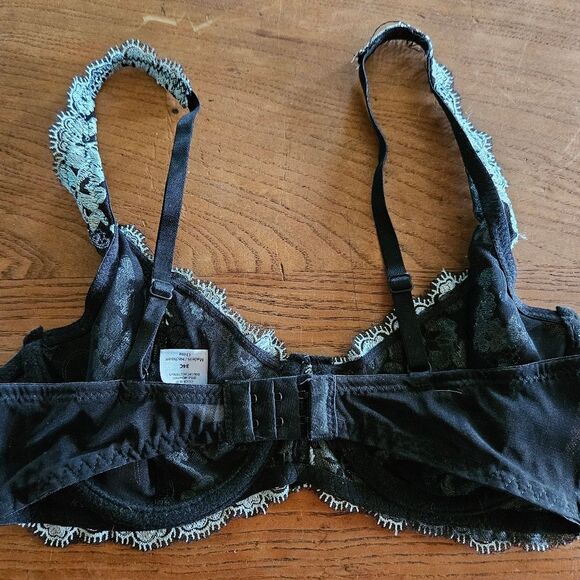 🖤 Sexy Black & Blue Lace Bra 34C NWOT – Unlined Underwire Lingerie - Picture 2 of 4